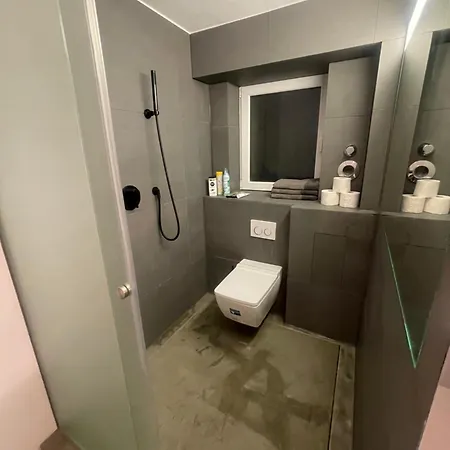 The Nano Pad - Small, Smart, *